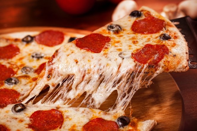 cheesey-pizza-slice-pepperoni.jpg